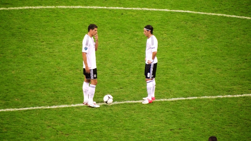 cach-choi-keo-kick-off-de-dang